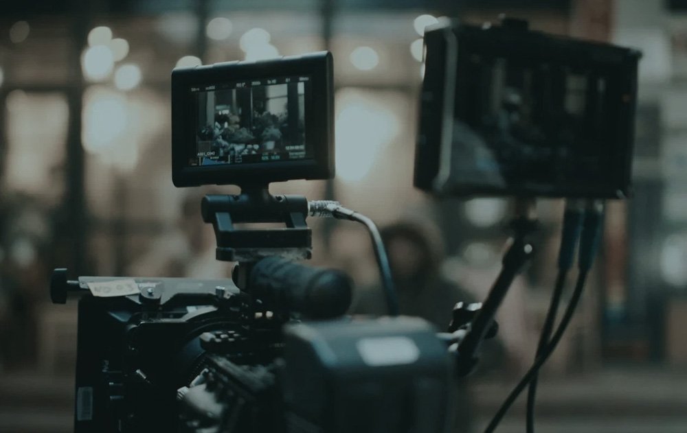 Mediagraff - Documentary Camera Crews